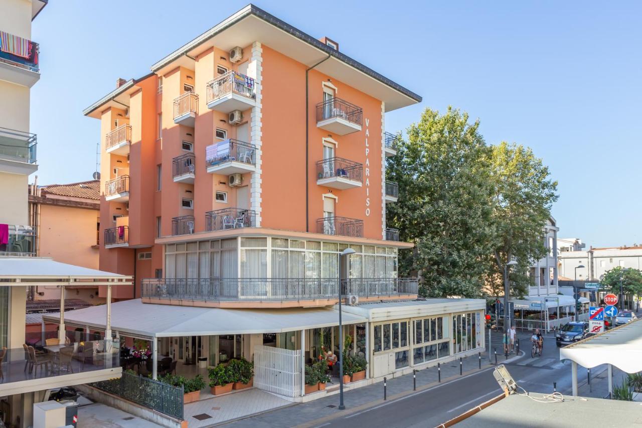 Hotel Valparaiso Rimini Eksteriør bilde