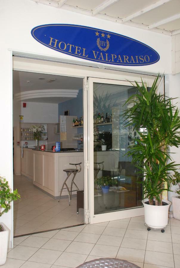 Hotel Valparaiso Rimini Eksteriør bilde